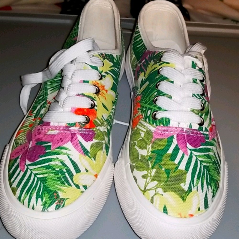 PRINTED SUMMER SNEAKER